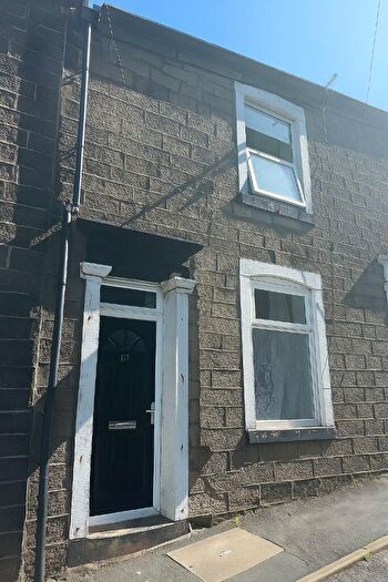 2 Bedroom Terraced House To Rent In Oxford Street, Brierfield, BB9