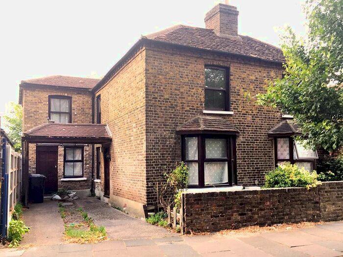 4 Bedroom Property To Rent In Norwood Green Road, Southall, UB2