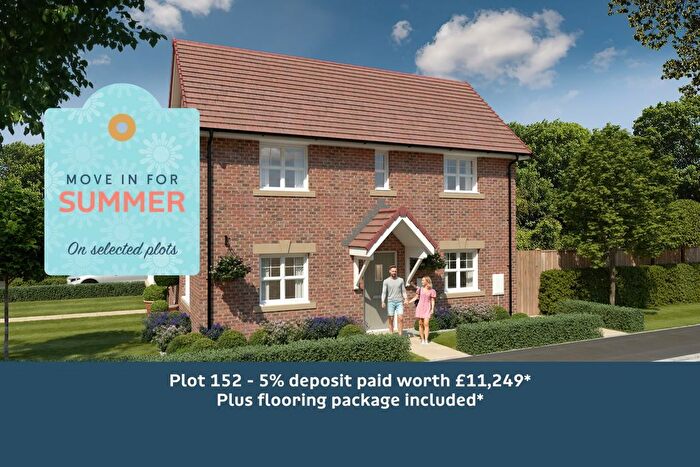 3 Bedroom Semi-Detached House For Sale In Royal Gardens, Blackpool, Lancashire, FY2