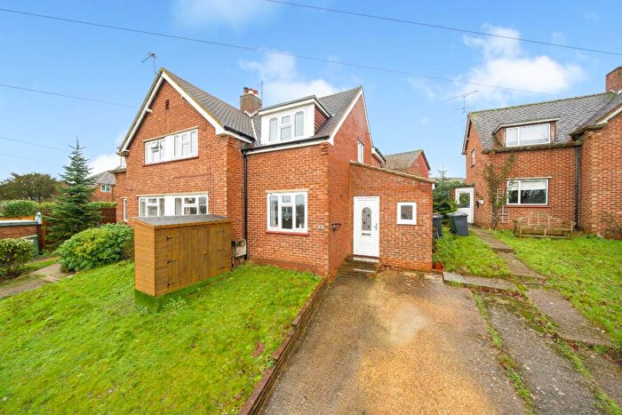 3 Bedroom Semi Detached House For Sale In Four Acres, Merrow, Guildford, Surrey, GU1