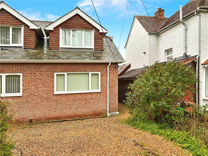 1 Bedroom Apartment To Rent In Winchester Hill, Romsey, Hampshire, SO51