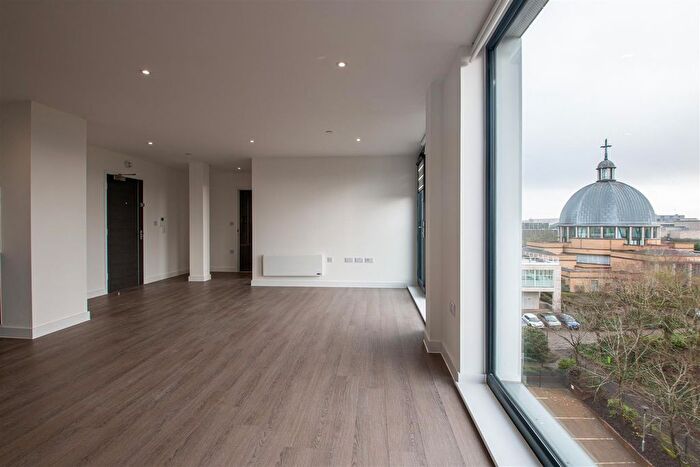 2 Bedroom Flat To Rent In Silbury Boulevard, Milton Keynes, MK9