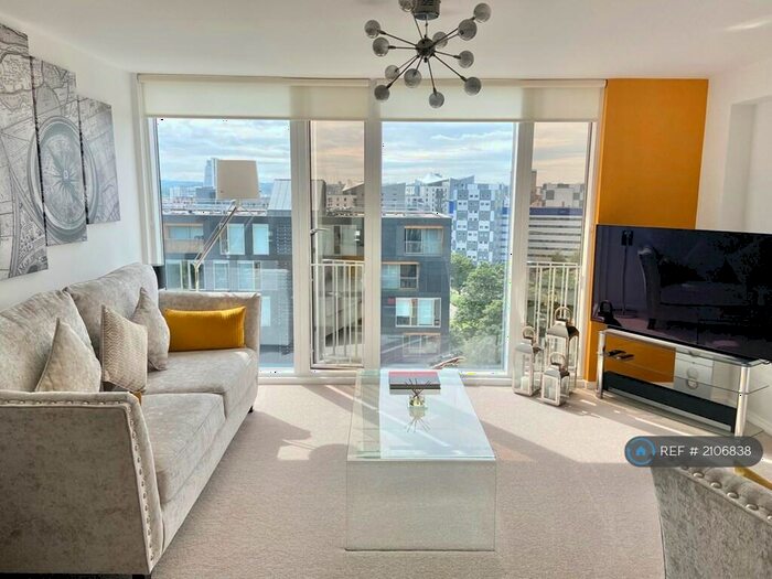 2 Bedroom Flat To Rent In The Avenue, Leeds, LS9