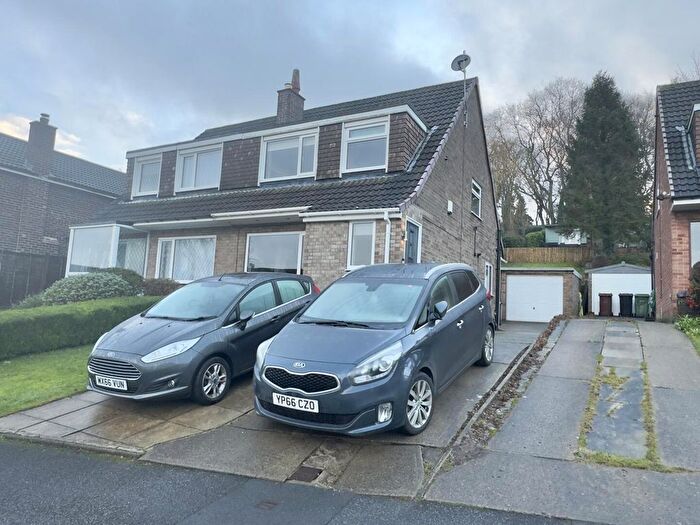 3 Bedroom Semi-Detached House For Sale In Acaster Drive, Garforth, Leeds, LS25