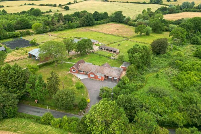5 Bedroom Bungalow For Sale In Pedlars End, Moreton, Ongar, CM5
