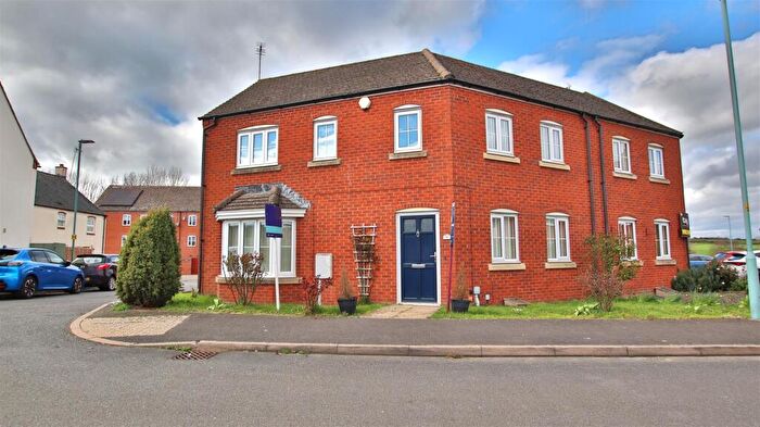 3 Bedroom Semi Detached House For Sale In Trafalgar Road, Tewkesbury, GL20