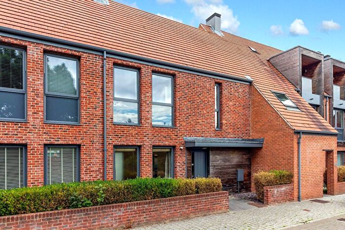 3 Bedroom Terraced House For Sale In Derwent Way, York, YO10