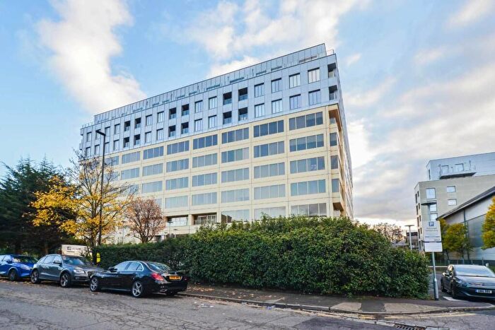 2 Bedroom Flat To Rent In West Gate, Ealing, W5