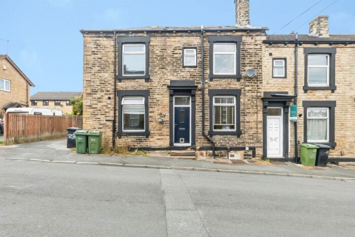 2 Bedroom Terraced House For Sale In Ackroyd Street, Morley, Leeds, LS27