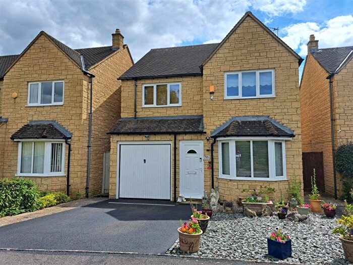 4 Bedroom Detached House For Sale In Green Lake Close, Bourton-on-the-Water, GL54