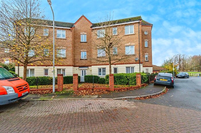 2 Bedroom Flat For Sale In Loxdale Sidings, Bilston, WV14