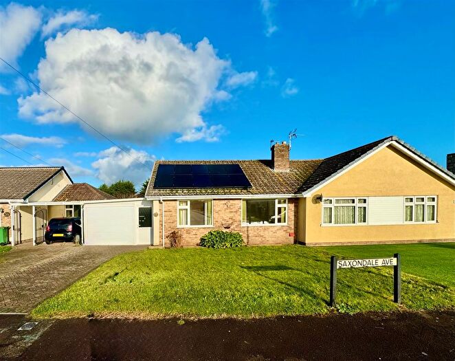 2 Bedroom Semi Detached Bungalow For Sale In Saxondale Avenue, Burnham-On-Sea, TA8