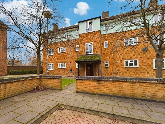 1 Bedroom Flat To Rent In Galey Green, South Ockendon, RM15
