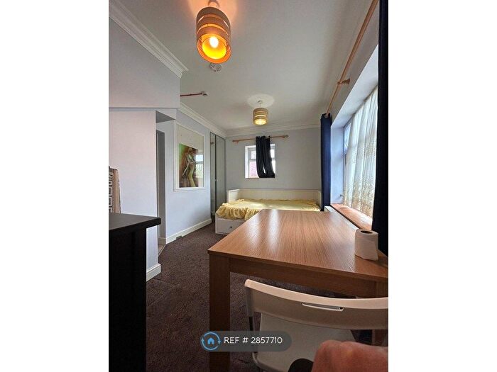 1 Bedroom Flat To Rent In Barkers Butts Lane, Coventry, CV6