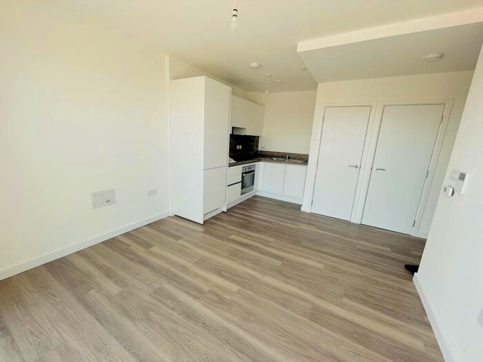 1 Bedroom Apartment To Rent In Cornwell House Myrtle Road, East Ham, E6