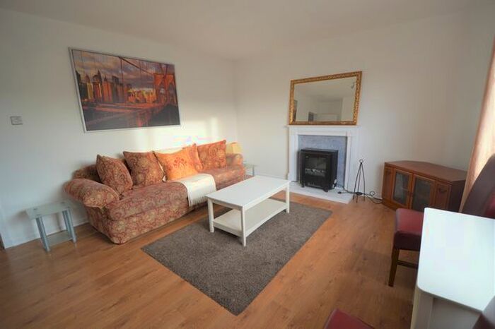 2 Bedroom Flat To Rent In Forrester Park Loan, Edinburgh, Midlothian EH12