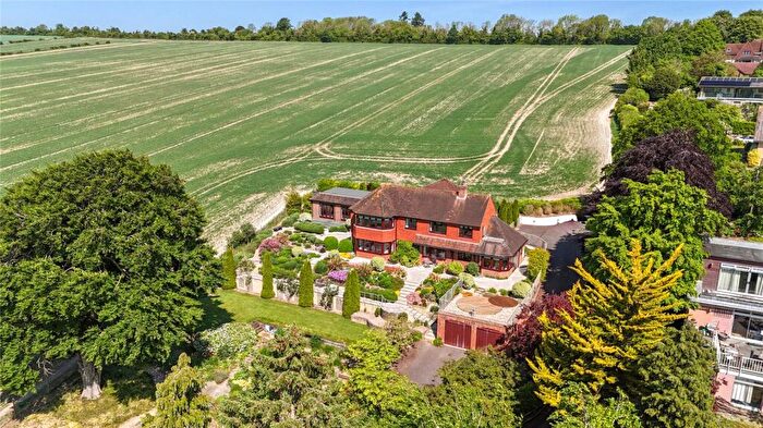 4 Bedroom Detached House For Sale In Guildown Road, Guildford, Surrey, GU2