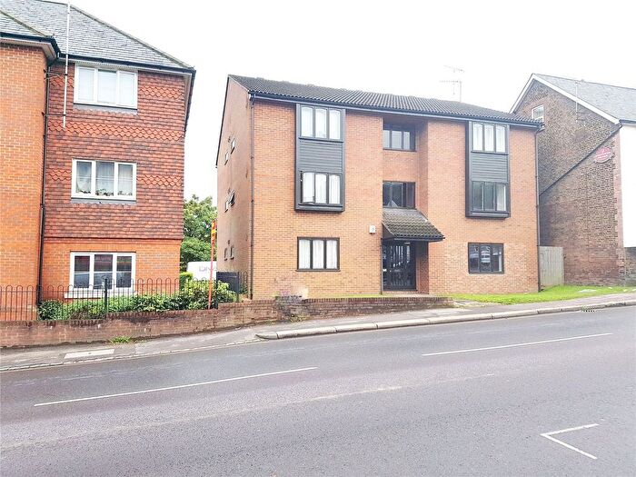 Studio To Rent In The Ivies, Brighton Road, Redhill, Surrey, RH1