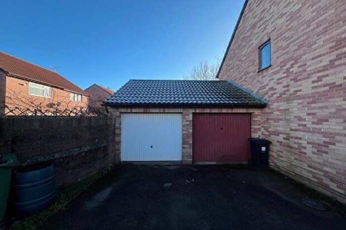 Property To Rent In Apseleys Mead, Bristol, BS32