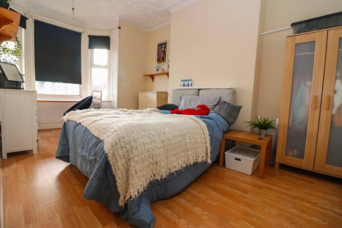 6 Bedroom Detached House To Rent In Gordon Avenue, Southampton, SO14