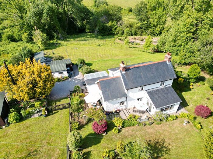 3 Bedroom Detached House For Sale In Hawley Bottom, Dalwood, Axminster, EX13
