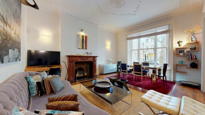 2 Bedroom Flat To Rent In Queen's Gate, London, SW7
