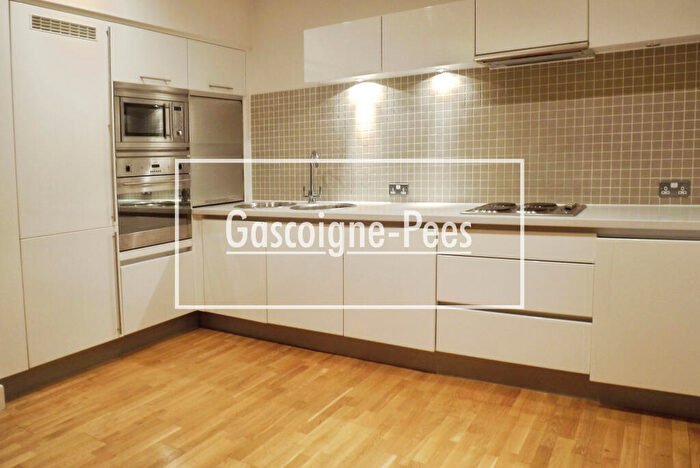 2 Bedroom Apartment To Rent In Beggarwood, RG22