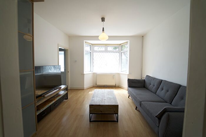 3 Bedroom Terraced House To Rent In Harleston Road, Birmingham, B44