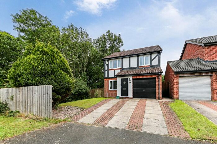 3 Bedroom Detached House For Sale In Edgemount, Killingworth, NE12