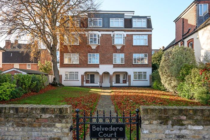 1 Bedroom Flat For Sale In Courthope Road, London, SW19
