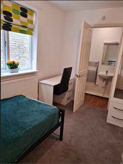 1 Bedroom House To Rent In Priory Road, Cambridge, CB5