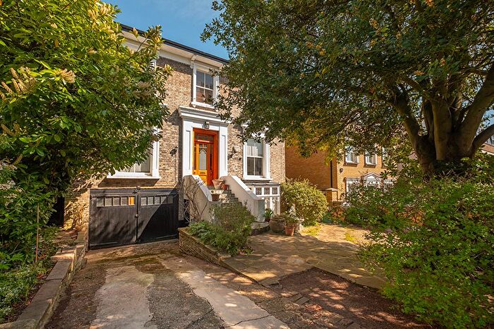 5 Bedroom Detached House For Sale In Spencer Hill, London, SW19