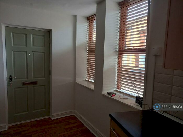 1 Bedroom Flat To Rent In Bath Road, Kettering, NN16