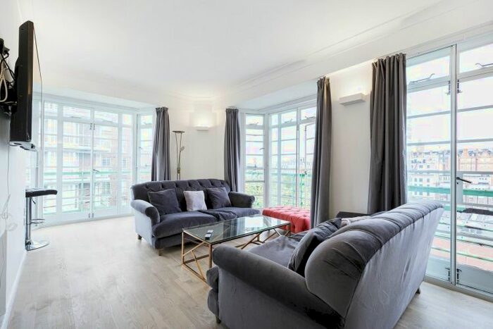 4 Bedroom Flat To Rent In Gloucester Place, London, NW1