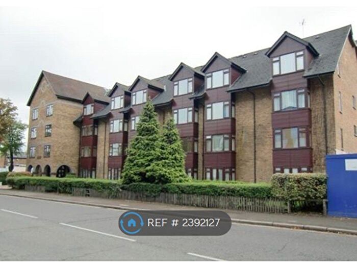 Studio To Rent In Sheridan Lodge, Bromley, BR2