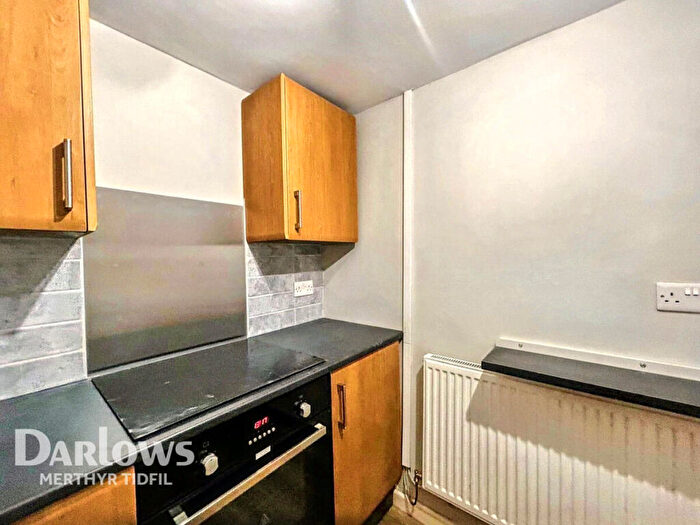 1 Bedroom Flat To Rent In Dyffryn Road, Pontypridd, CF37
