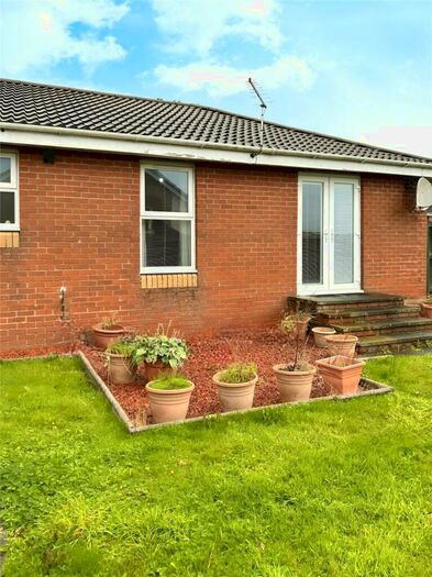 3 Bedroom Bungalow To Rent In Clanranald Place, Falkirk, Stirlingshire, FK1
