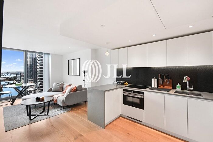 Studio To Rent In Landmark Pinnacle, Marsh Wall, E14