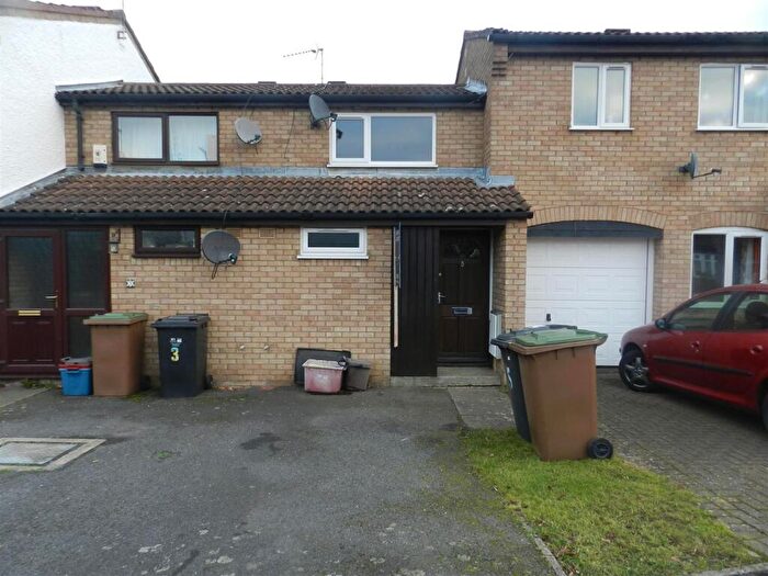 1 Bedroom House To Rent In Stefen Hill, NN11