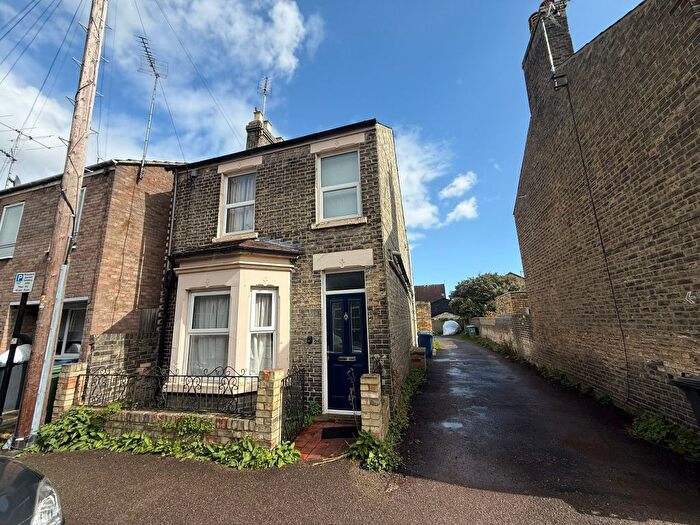 3 Bedroom Detached House For Sale In Hope Street, Cambridge, CB1