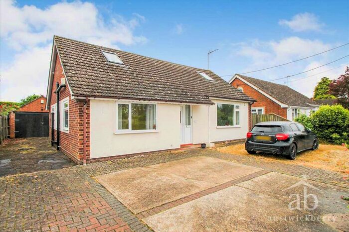 5 Bedroom Bungalow To Rent In Black Tiles Lane, Martlesham, Woodbridge, IP12