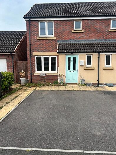 3 Bedroom Semi-Detached House To Rent In Polesdon Avenue, Swindon, Wiltshire, SN3