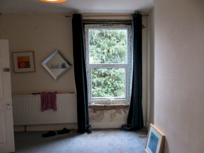 2 Bedroom Flat To Rent In Derby Road, Nottingham, NG7