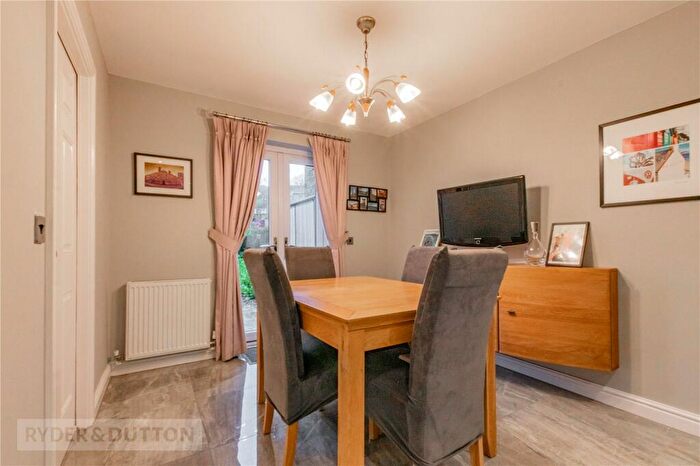 3 Bedroom Link Detached House For Sale In Delph Road, Denshaw, Saddleworth, OL3