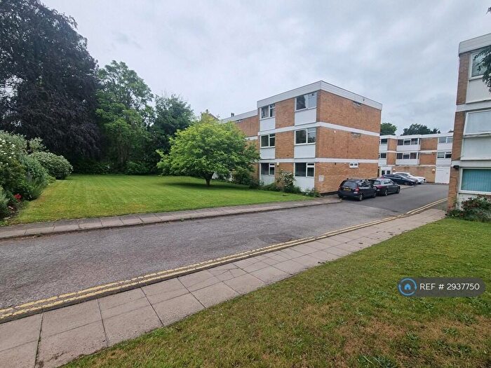 2 Bedroom Flat To Rent In Wake Green Road, Birmingham, B13
