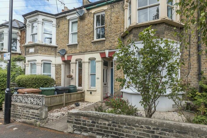 3 Bedroom Terraced House To Rent In Scotts Road, Leyton, E10