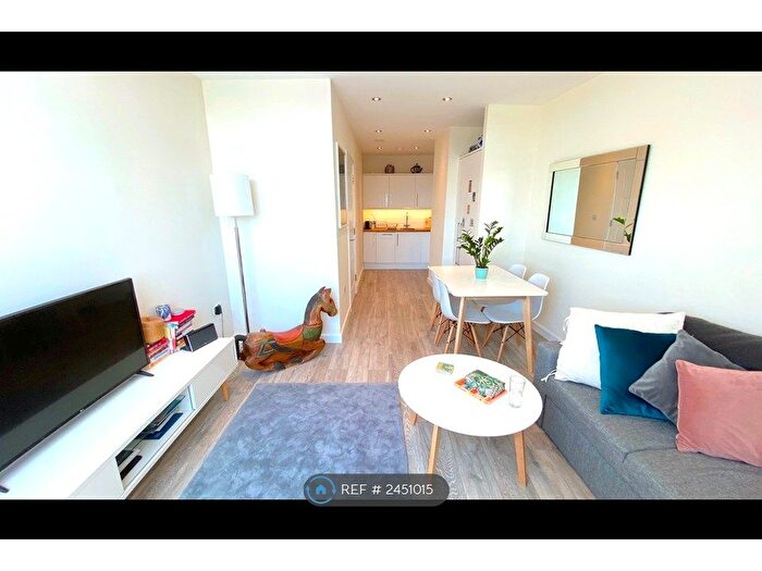 1 Bedroom Flat To Rent In Lewisham High Street, London, SE13