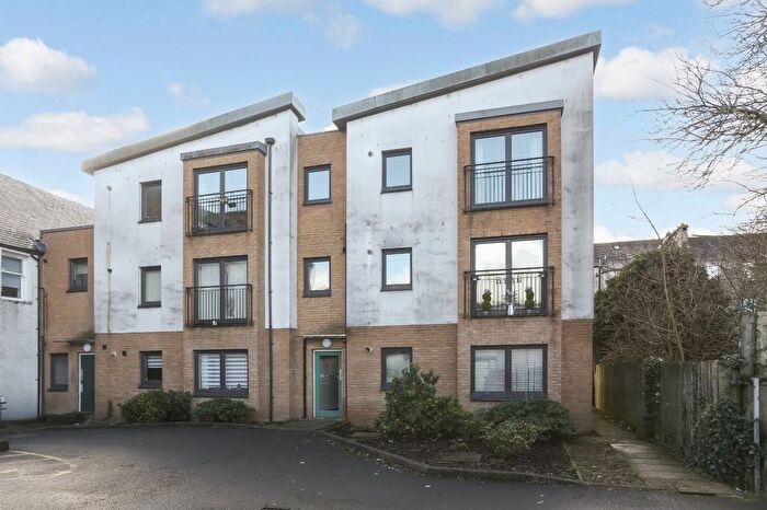 3 Bedroom Flat To Rent In Collier Street, Johnstone, PA5