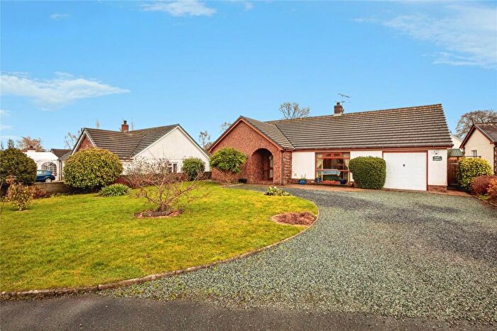 3 Bedroom Bungalow For Sale In Velindre, Llandysul, Carmarthenshire, SA44