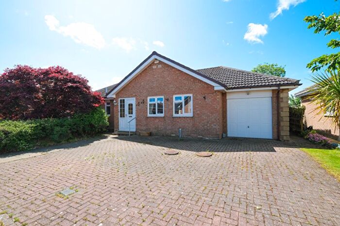 3 Bedroom Bungalow For Sale In Field House Close, Acklington, NE65